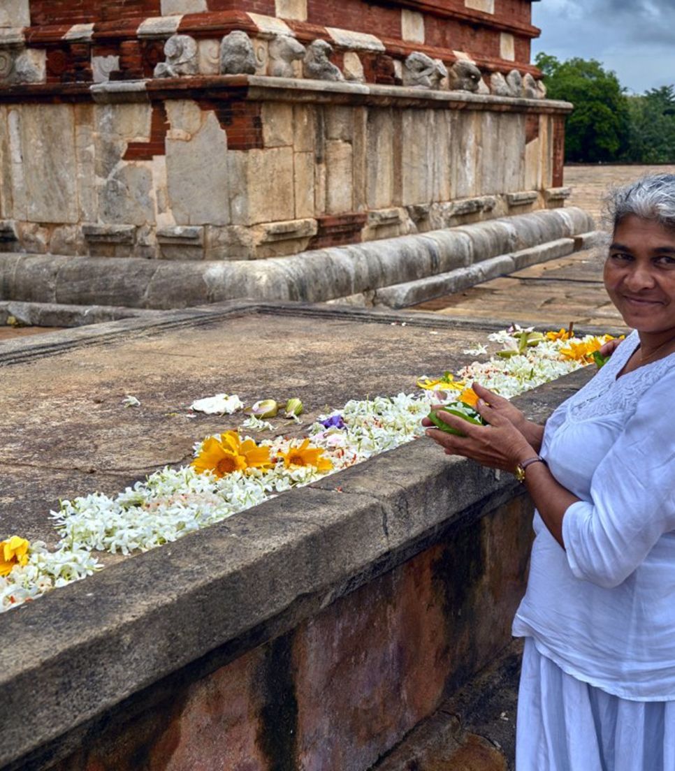 Observe Sri Lankan traditions and beliefs