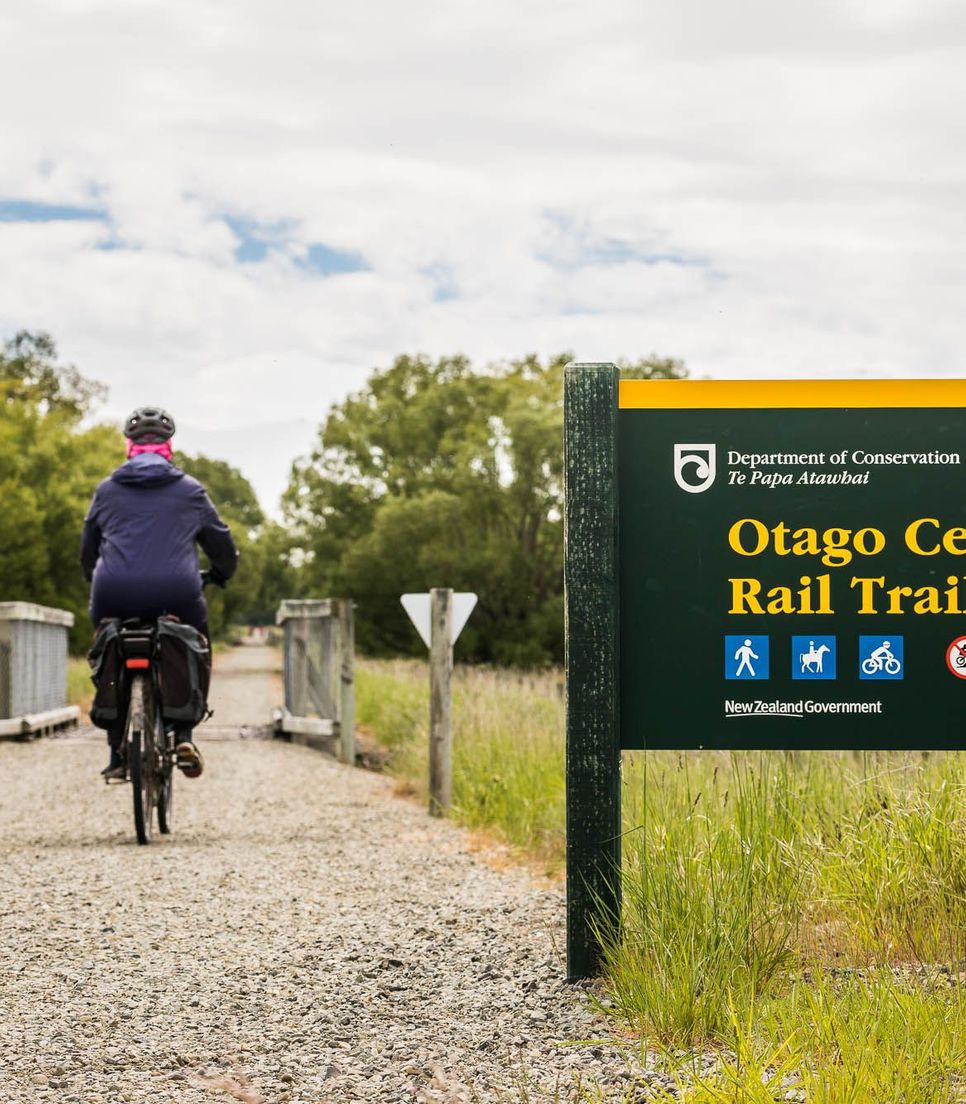 Enjoy biking an iconic cycle trail of NZ