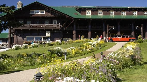 The first hotel built by the Great Northern Railway, this historic hotel is located at the southeast corner of Glacier National Park