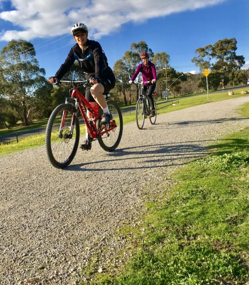 Try a leisurely day cycle tour to enjoy the Yarra Valley in the best way