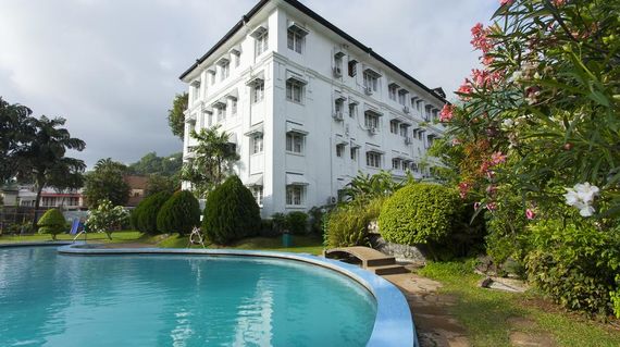 Opposite Kandy Lake lies this upscale hotel in an 18th-century, Colonial-style building with plush accommodations